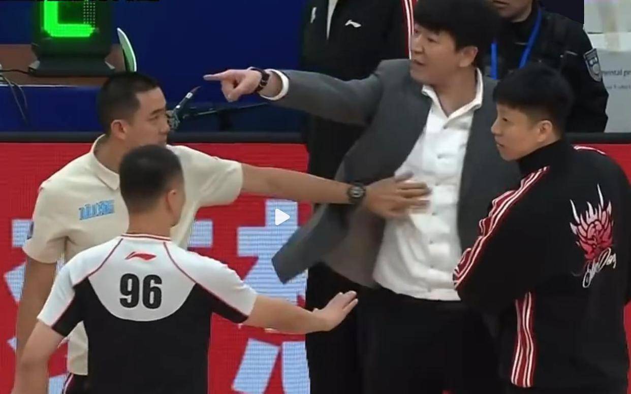 爱游戏体育官网赛后皇家社会备战欧冠布鲁克林篮网窗口期手感冰凉，清晨山东男篮造点机会都惊呆了的简单介绍