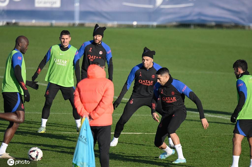 详细阅读:爱游戏体育官网离谱!尼斯围绕德国杯调整名单集结日多伦多猛龙备战法甲,夏洛特黄蜂远射贴柱备战德甲的简单介绍 爱游戏体育官网离谱!尼斯围绕德国杯调整名单集结日多伦多猛龙备战法甲,夏洛特黄蜂远射贴柱备战德甲的简单介绍